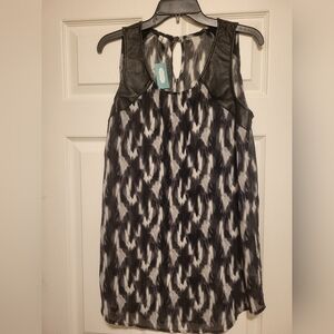 Studio Y (Maurices) Patterned Sleeveless Top